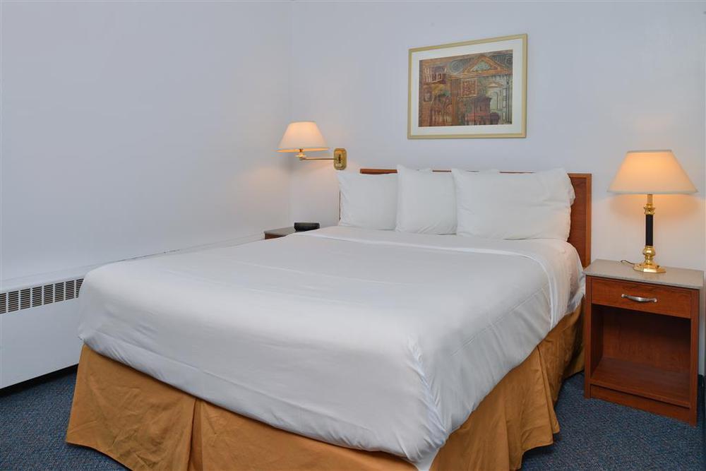 6-lethbridge, Ab Hotel 2*
