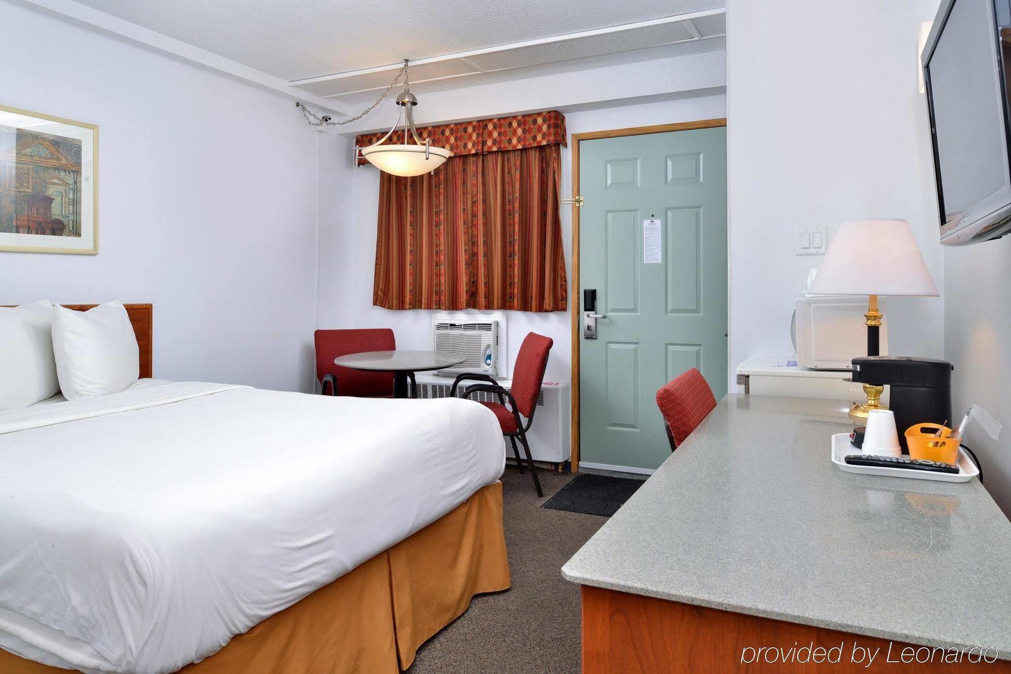 Hotel 6-lethbridge, Ab Lethbridge